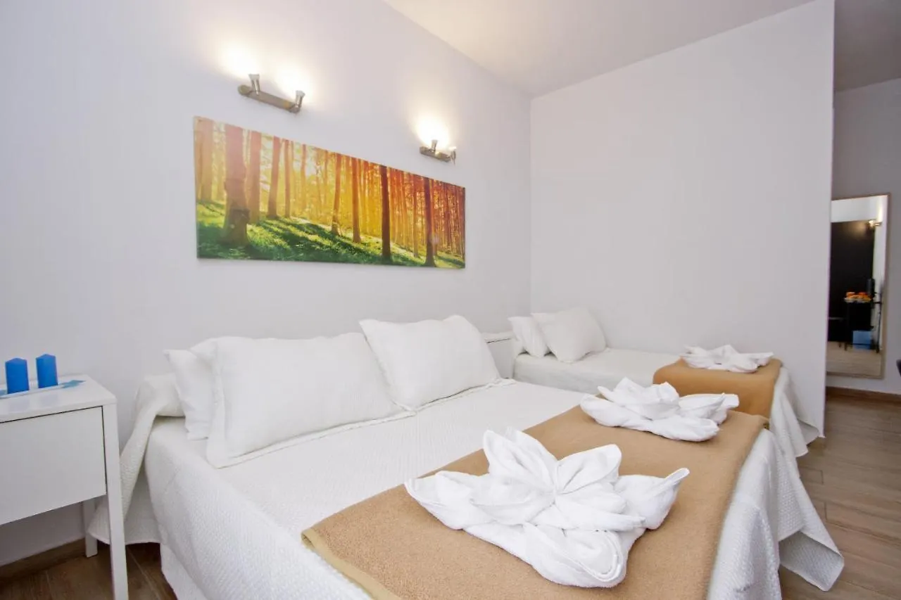 Barcelona City Hotel 0*,  Spain